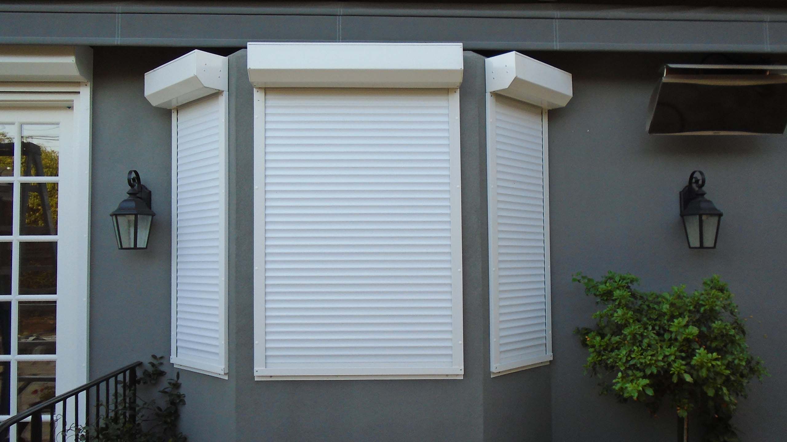 Roll Up Shutter Door Installation
